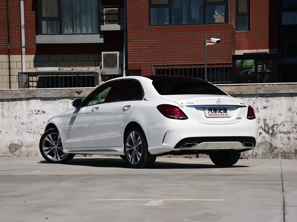 北京奔驰 奔驰c级 2017款 改款 c 200 l 4matic 运动版