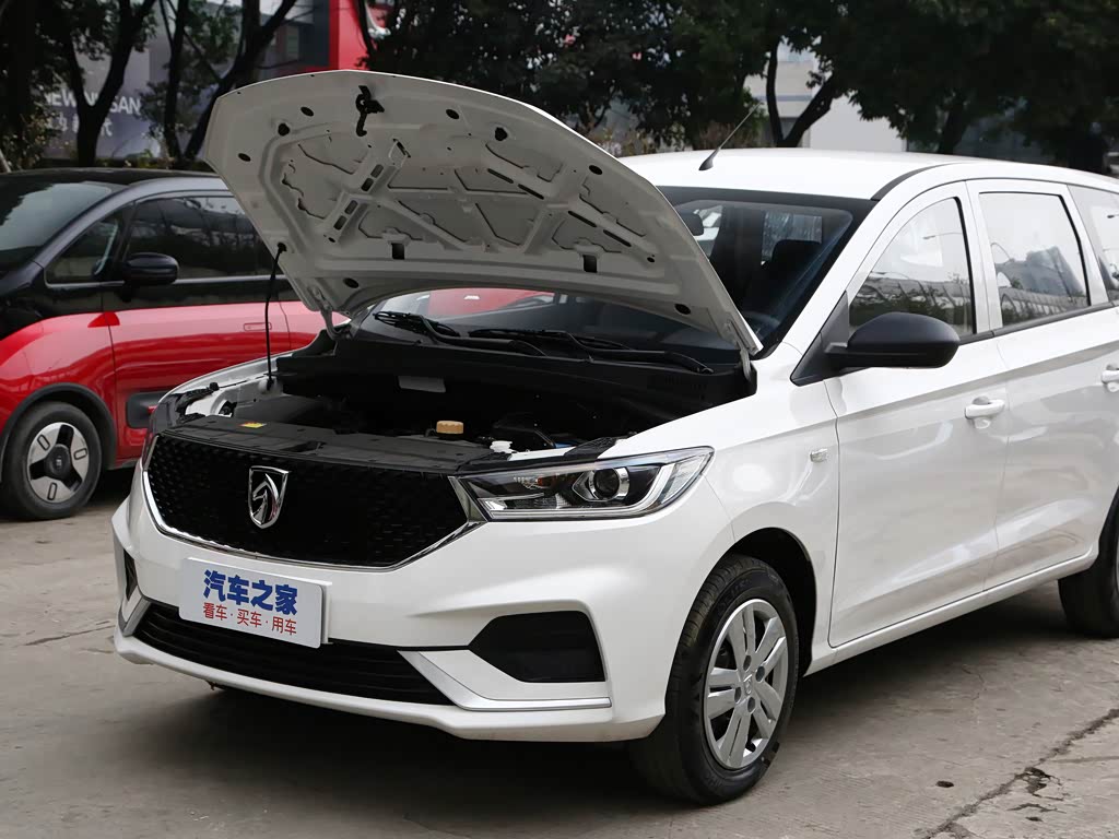 上汽通用五菱 宝骏360 2021款 1.5l 手动舒适型