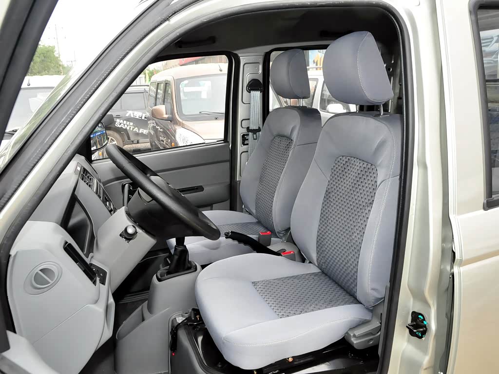 福田汽车 祥菱v 2016款 1.2l基本型双排4w12m 车厢座椅