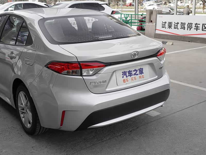 广汽丰田 雷凌 2021款 tnga 1.5l cvt领先版