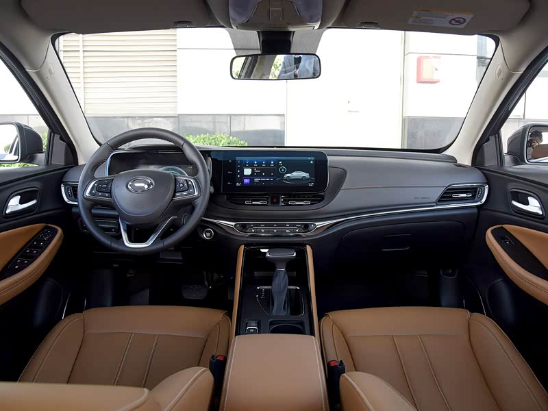 广汽乘用车 传祺ga4 2021款 plus 235t 自动尊贵版