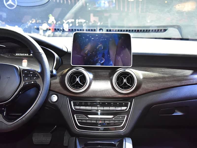 北汽新能源 北汽新能源eu5 2019款 r600 智领版