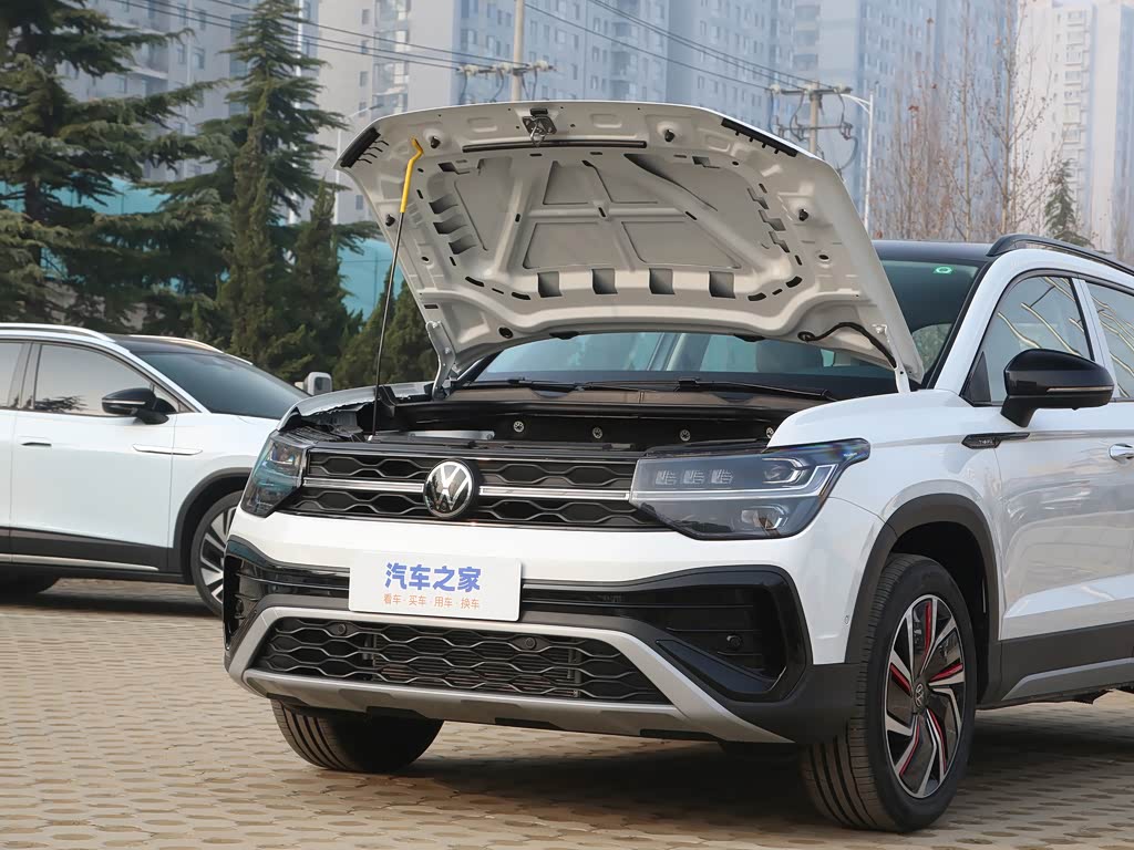 上汽大众 途岳 2023款 300tsi 两驱月尊版