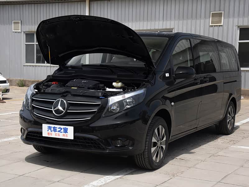 福建奔驰 威霆 2021款 2.0t 商务版 7座