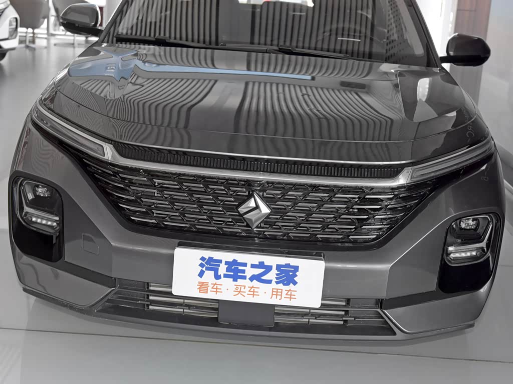 上汽通用五菱 宝骏valli 2021款 1.5t 那曲繁星 cvt旗舰型