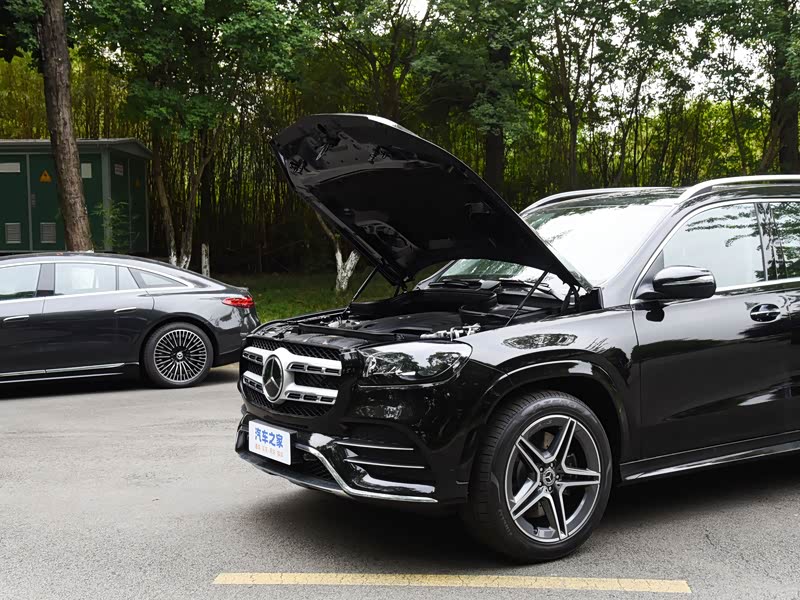 奔驰(进口) 奔驰gls 2023款 改款二 gls 450 4matic 时尚型