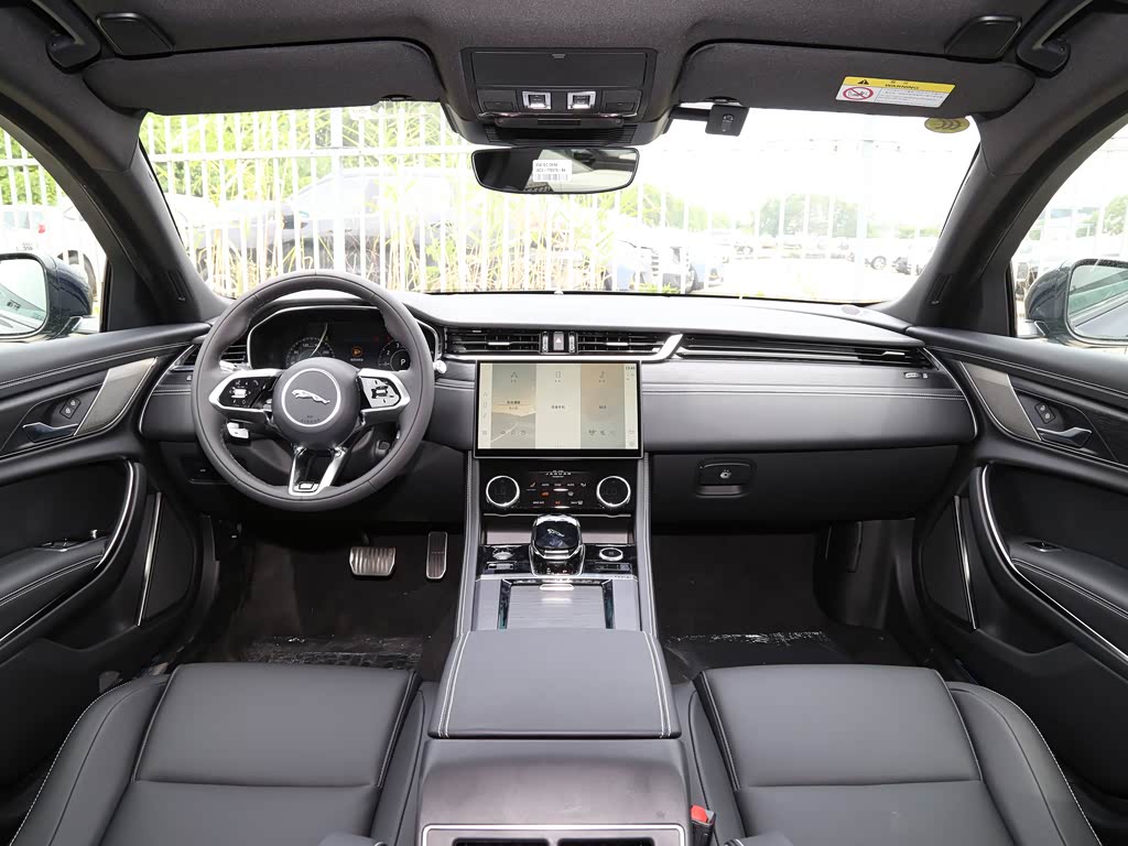 奇瑞捷豹路虎 捷豹xfl 2021款 xfl 2.0t p250 四驱曜黑运动版