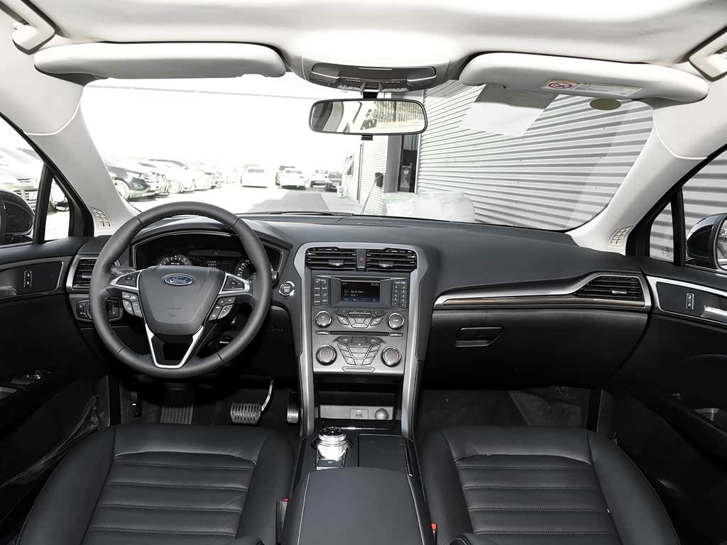 长安福特 蒙迪欧 2018款 ecoboost 200 时尚型