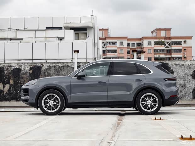 【卡宴可预订30天左右提车 订金20万_武汉盘龙保时捷新车信息欢迎垂询