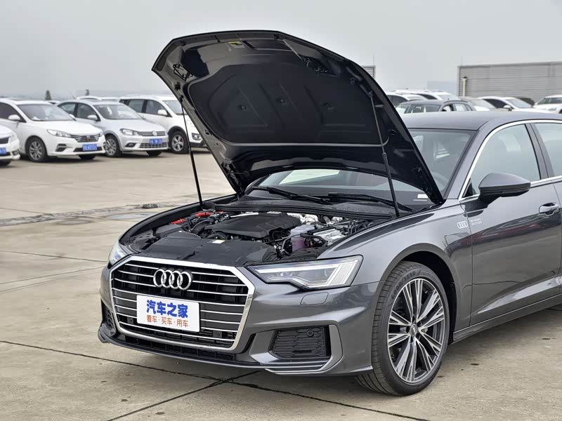 一汽-大众奥迪 奥迪a6l 2021款 45 tfsi 进享人生版