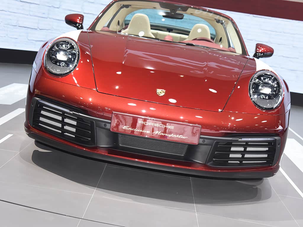 保时捷 保时捷911 2020款 targa 4s 3.0t heritage design 特别版