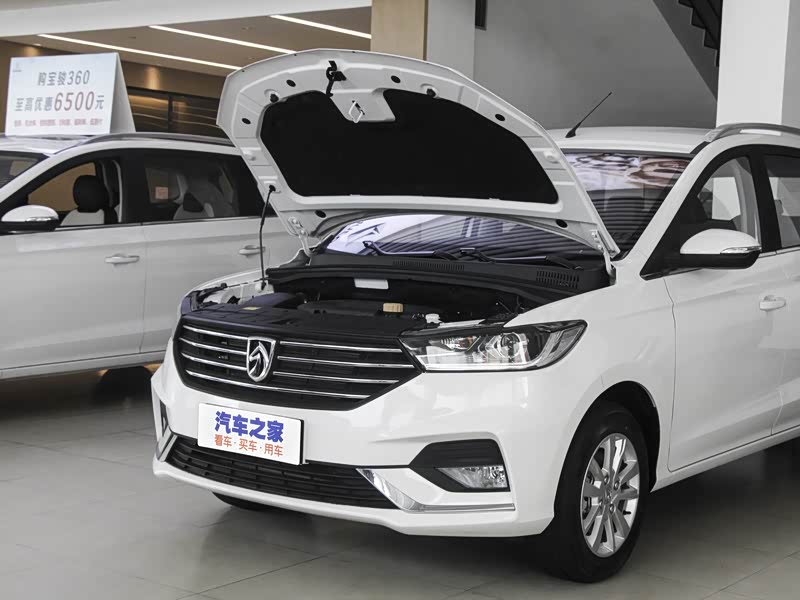 上汽通用五菱 宝骏360 2019款 1.5l 自动精英型 国vi