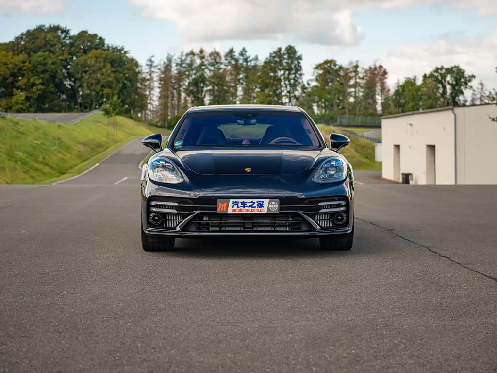 2017款 panamera 4s 2.9t