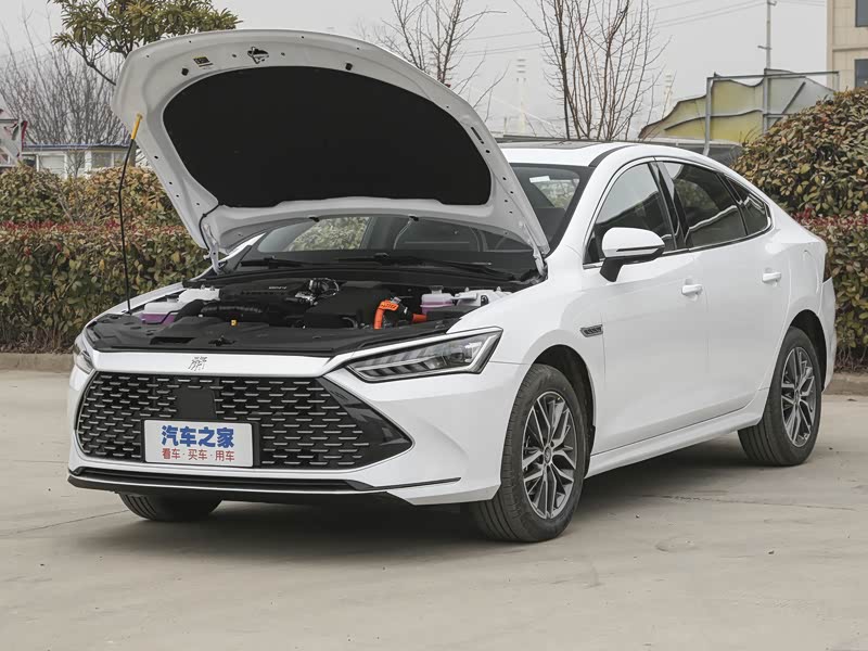 比亚迪 秦plus 2023款 冠军版 dm-i 120km卓越型