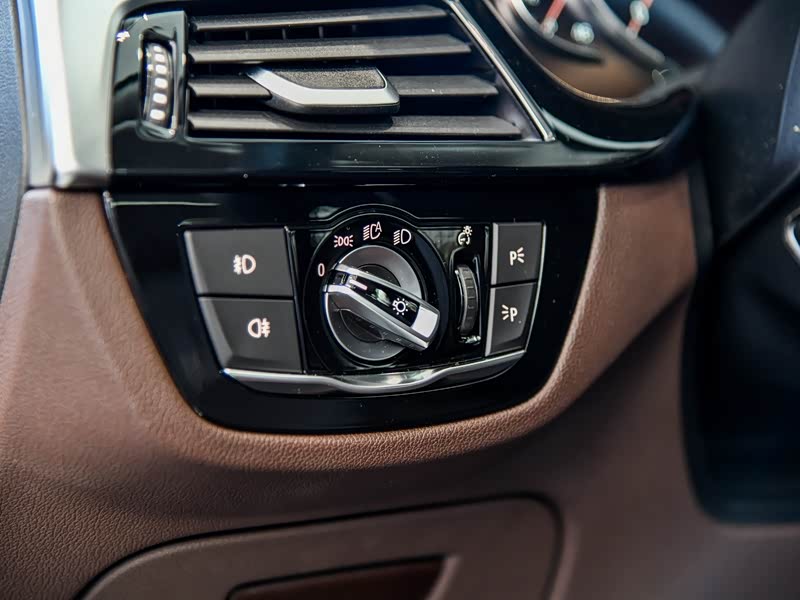 【图解图片_广州君宝一平沙粤宝宝马5系图片】-汽车之家