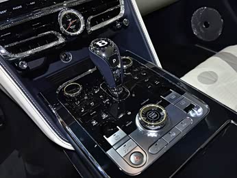 0t v8 雅度版 报价】飞驰图片_配置_宾利厦门-汽车之家