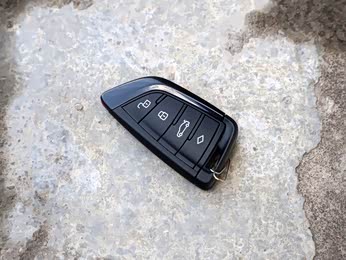 0t 标准型 报价】supra图片_配置_苏州由由丰田-汽车之家