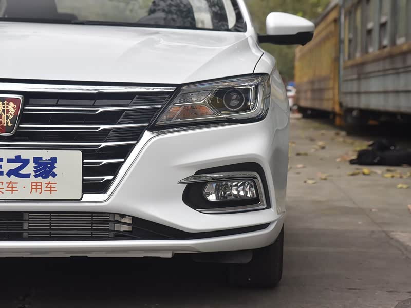 上汽集团 荣威i5 2020款 1.5l 自动4g互联领豪旗舰版