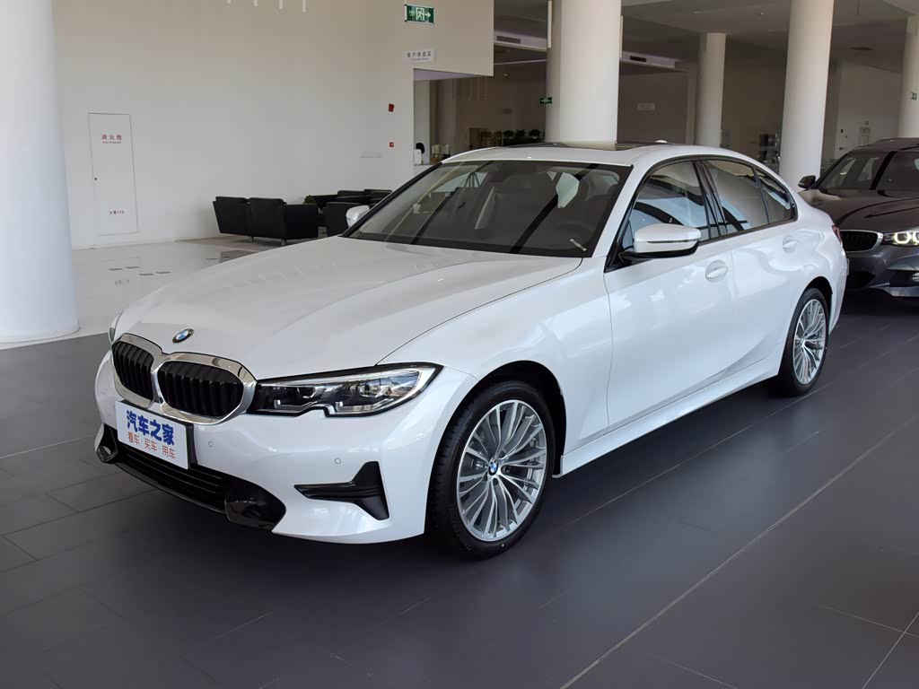 华晨宝马 宝马3系 2021款 改款二 320i 运动套装