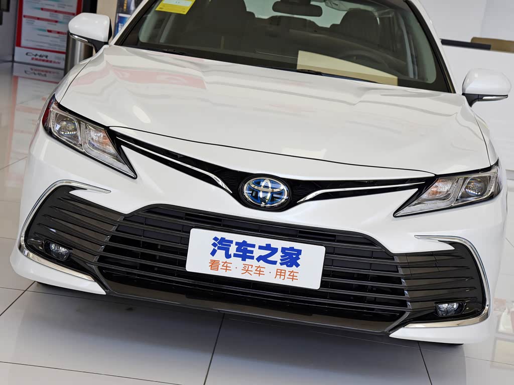 广汽丰田 凯美瑞 2021款 双擎 2.5hgvp 领先版