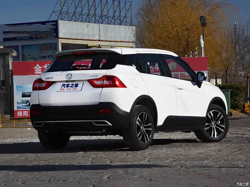 华晨中华 中华v3 2020款 1.6l 手动智能星空版