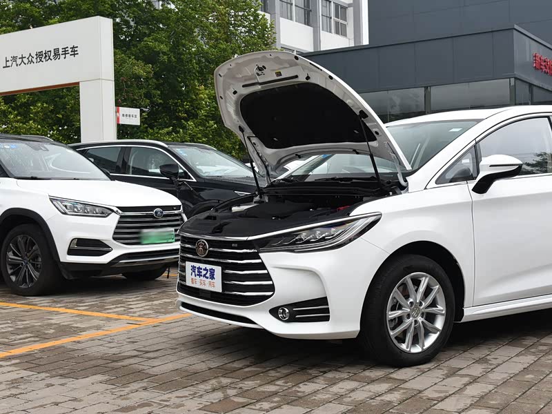 比亚迪 宋max 2019款 1.5t 手动智联睿逸型 7座 国vi