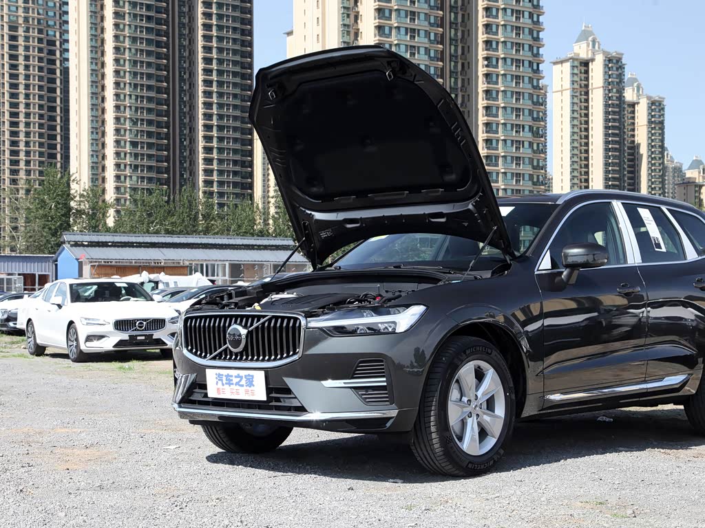 沃尔沃亚太 沃尔沃xc60 2022款 b5 四驱智逸豪华版