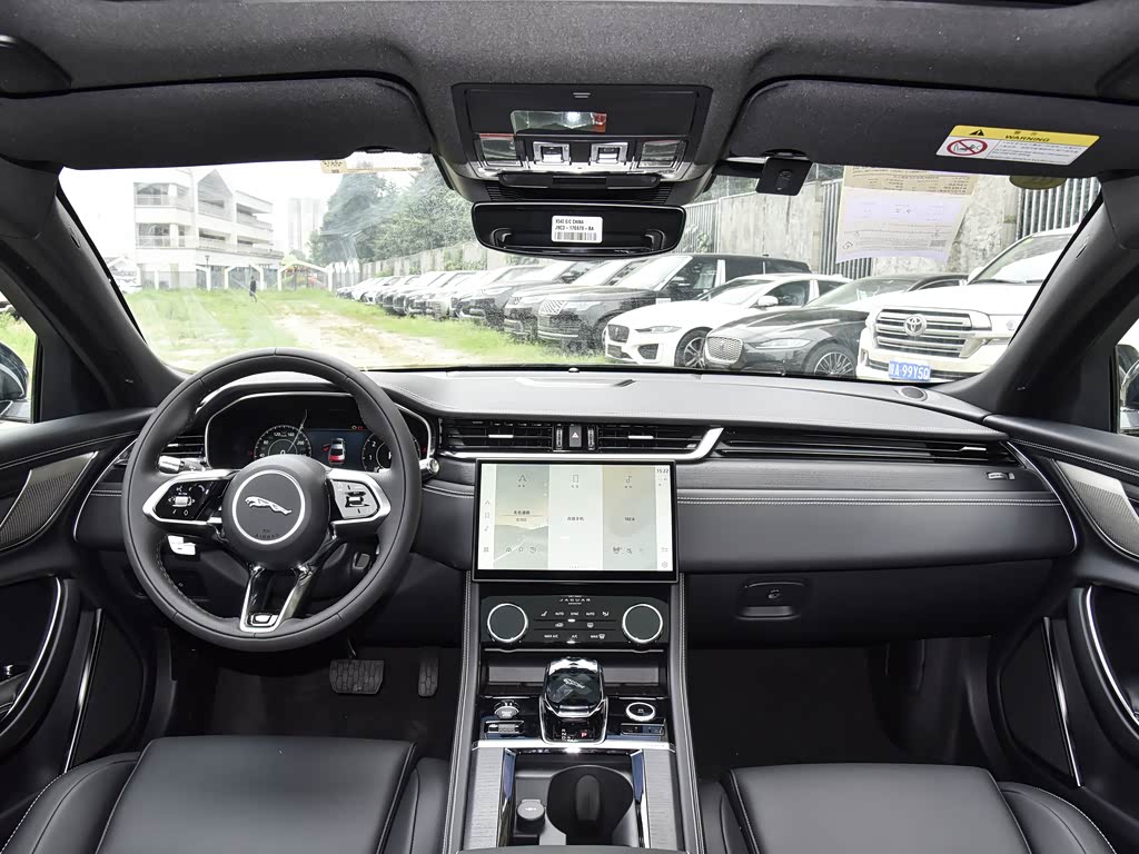 奇瑞捷豹路虎 捷豹xfl 2021款 xfl 2.0t p250 两驱精英运动版