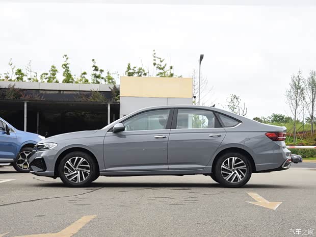 朗逸目前价格直降22万欢迎莅临赏鉴