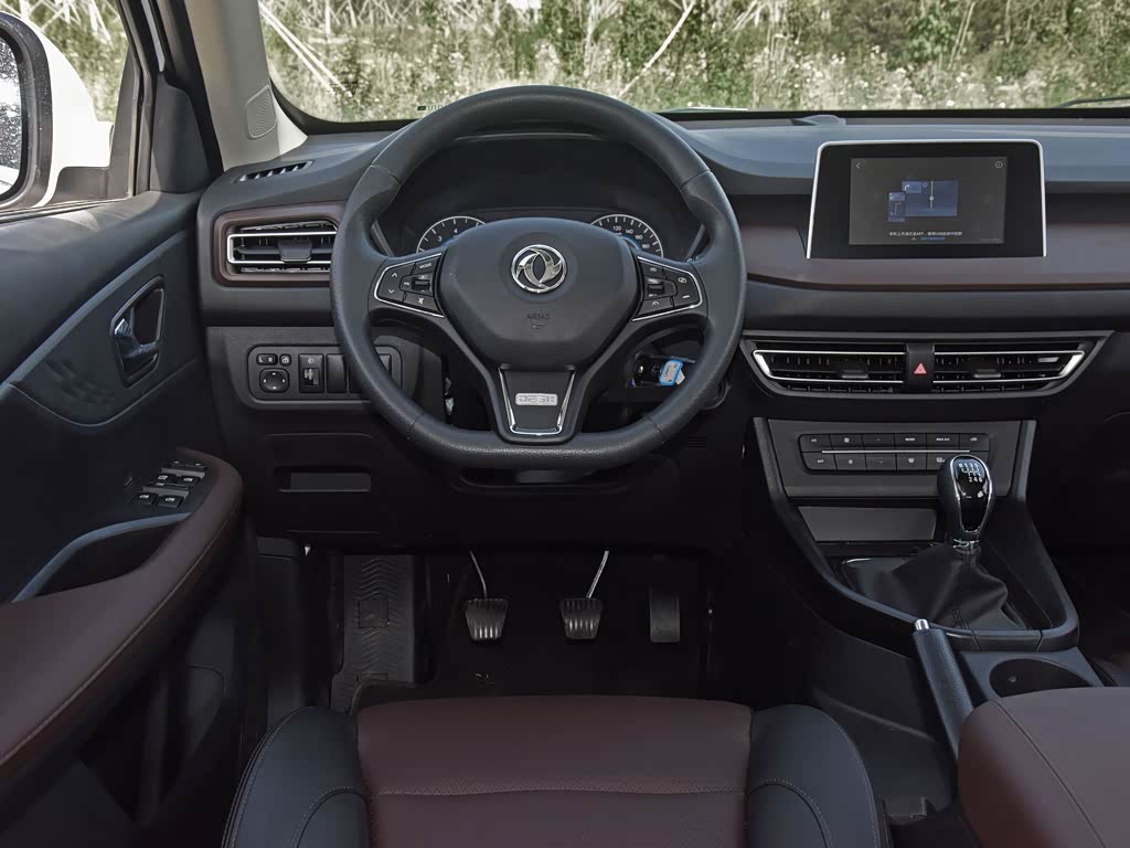 东风小康 风光s560 2021款 改款 1.5t 手动都市型