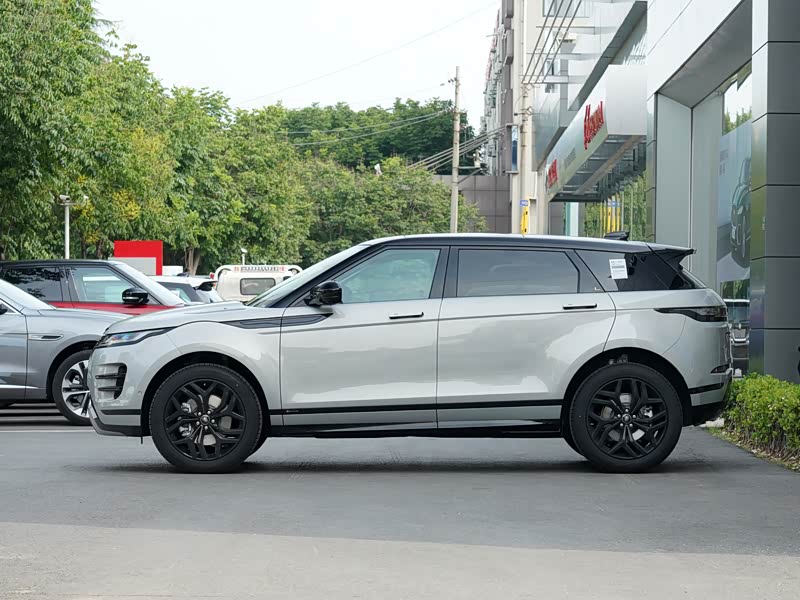 奇瑞捷豹路虎 揽胜极光 2021款 极光l 249ps r-dynamic hse 奢享版