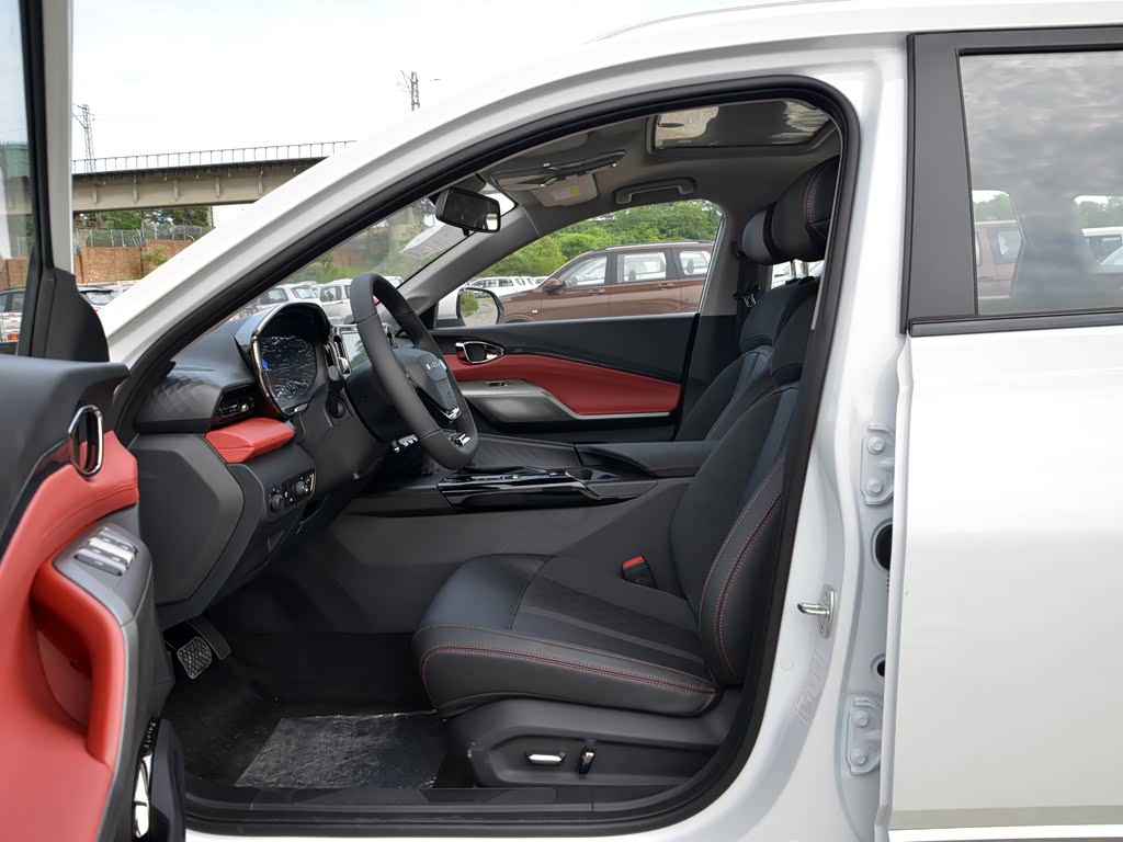 上汽通用五菱 宝骏valli 2021款 1.5t 大理天空 cvt尊享型