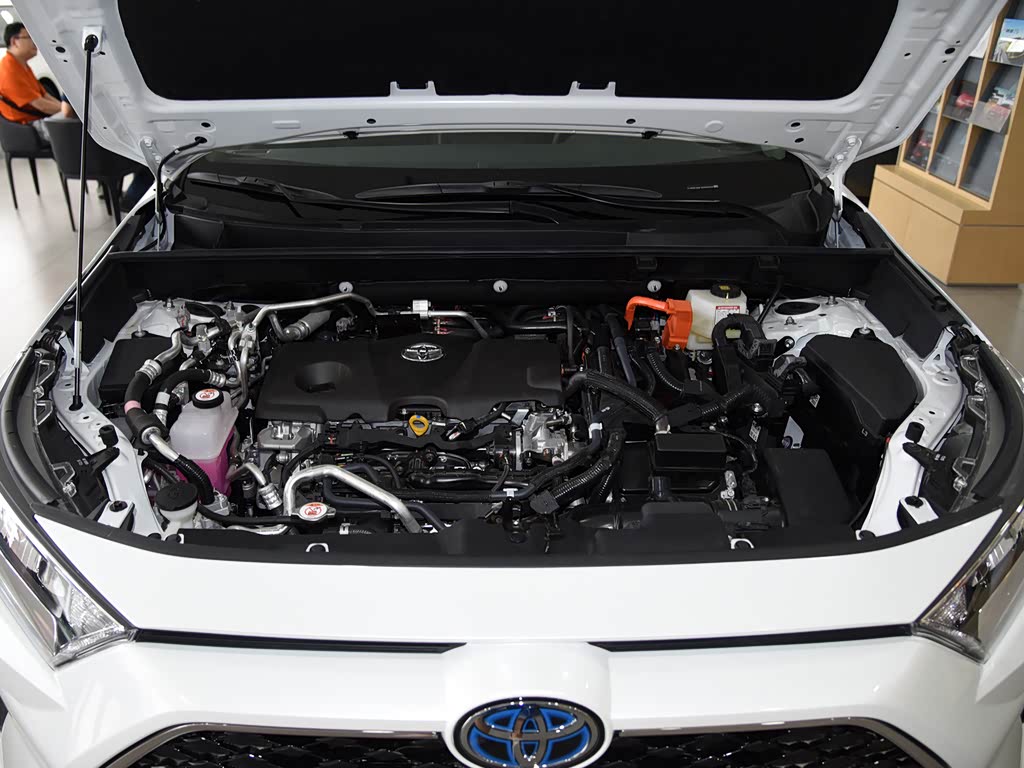 一汽丰田 rav4荣放双擎e  2021款 2.5l 两驱都市pro