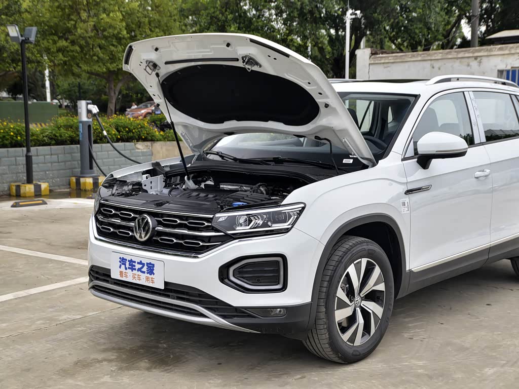 一汽-大众 探岳 2021款 330tsi 两驱豪华智联版plus