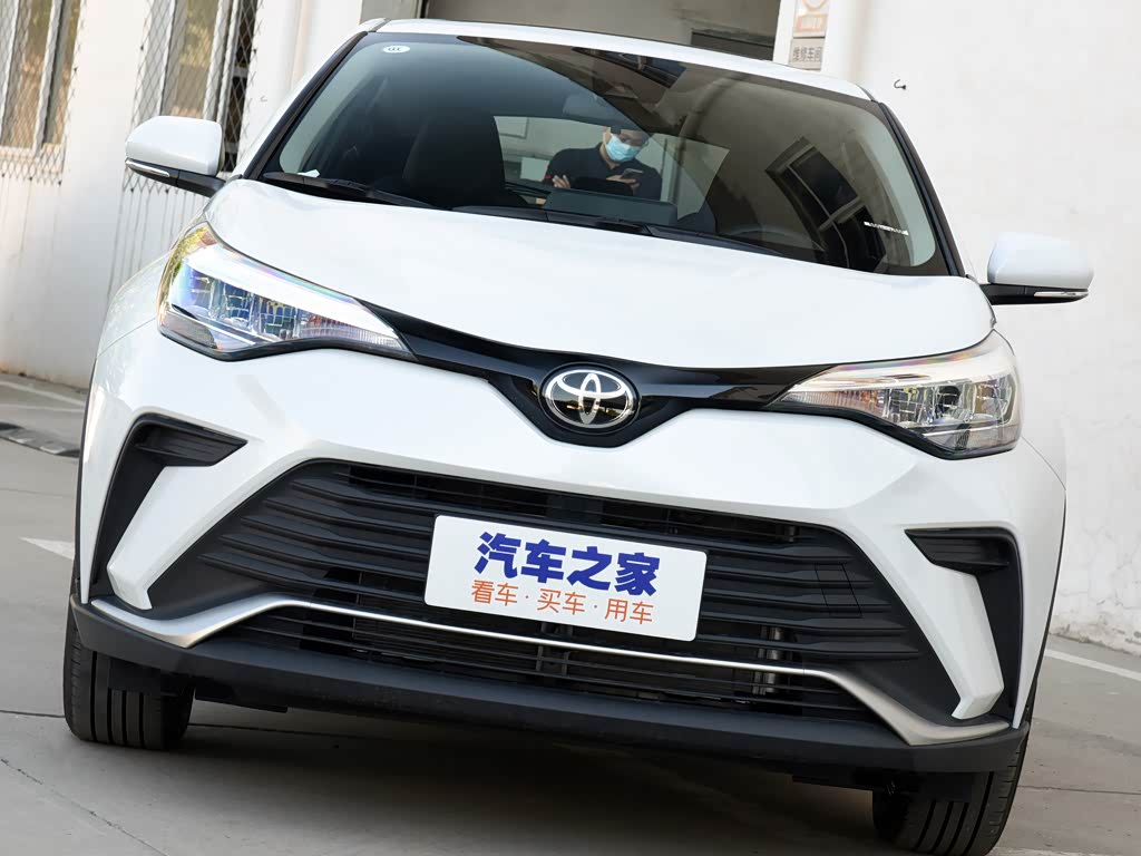 一汽丰田 奕泽izoa 2021款 2.0l 奕行版