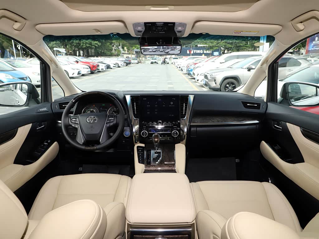 丰田(进口) 威尔法 2021款 皇冠 双擎 2.5l hv尊贵版