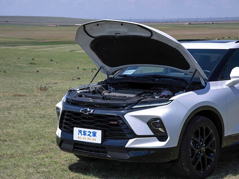 上汽通用雪佛兰 开拓者 2023款 轻混 650t rs twin-clutch四驱 擎版