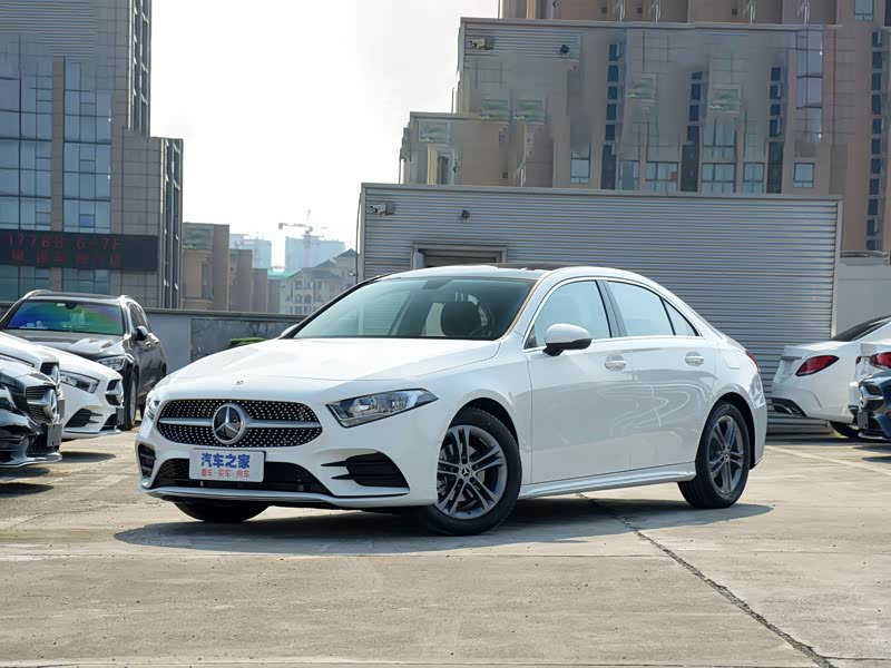 北京奔驰 奔驰a级 2021款 改款 a 180 l 运动轿车