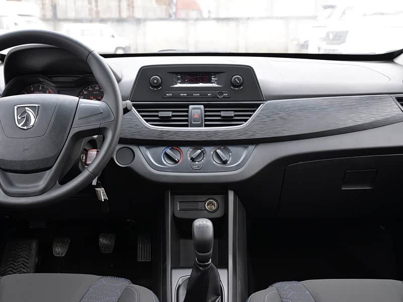 2l 手动超值型 中控方向盘已经是最后一张,您还可以查看