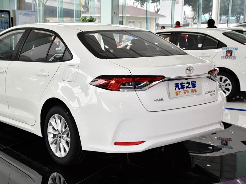 一汽丰田 卡罗拉 2021款 1.2t s-cvt精英plus版