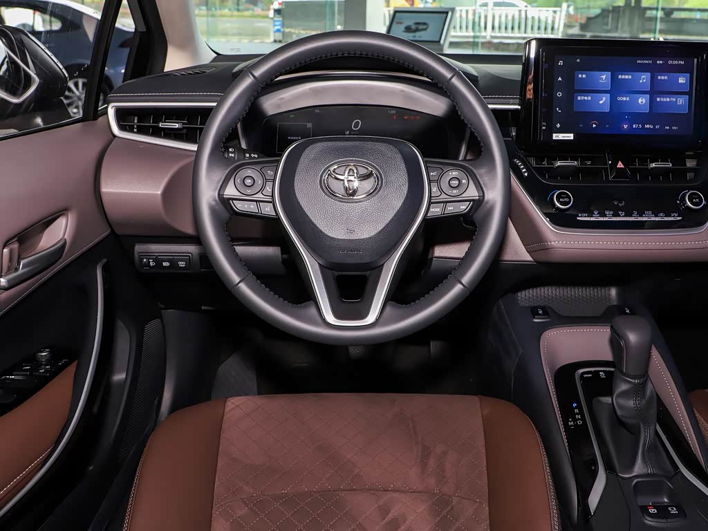 一汽丰田 亚洲狮 2021款 2.0l 旗舰版