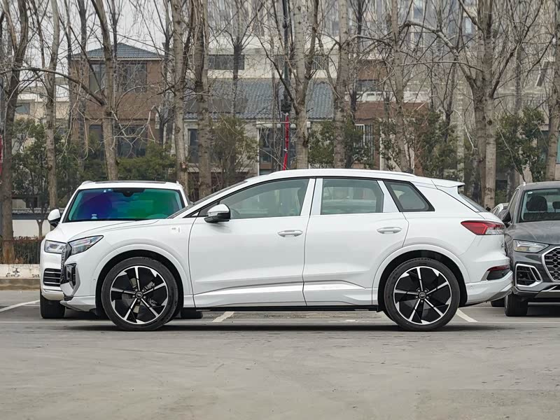 一汽奥迪 奥迪q4 e-tron 2023款 50 e-tron quattro 创享版