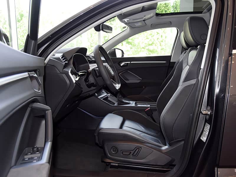 绍兴汇奥全系授权经销商>一汽奥迪>奥迪q3sportback>2020款40tfsi时尚