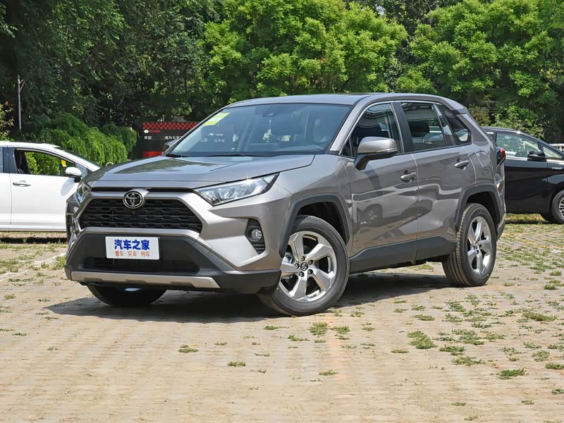 一汽丰田 rav4荣放 2021款 2.0l cvt两驱风尚plus版
