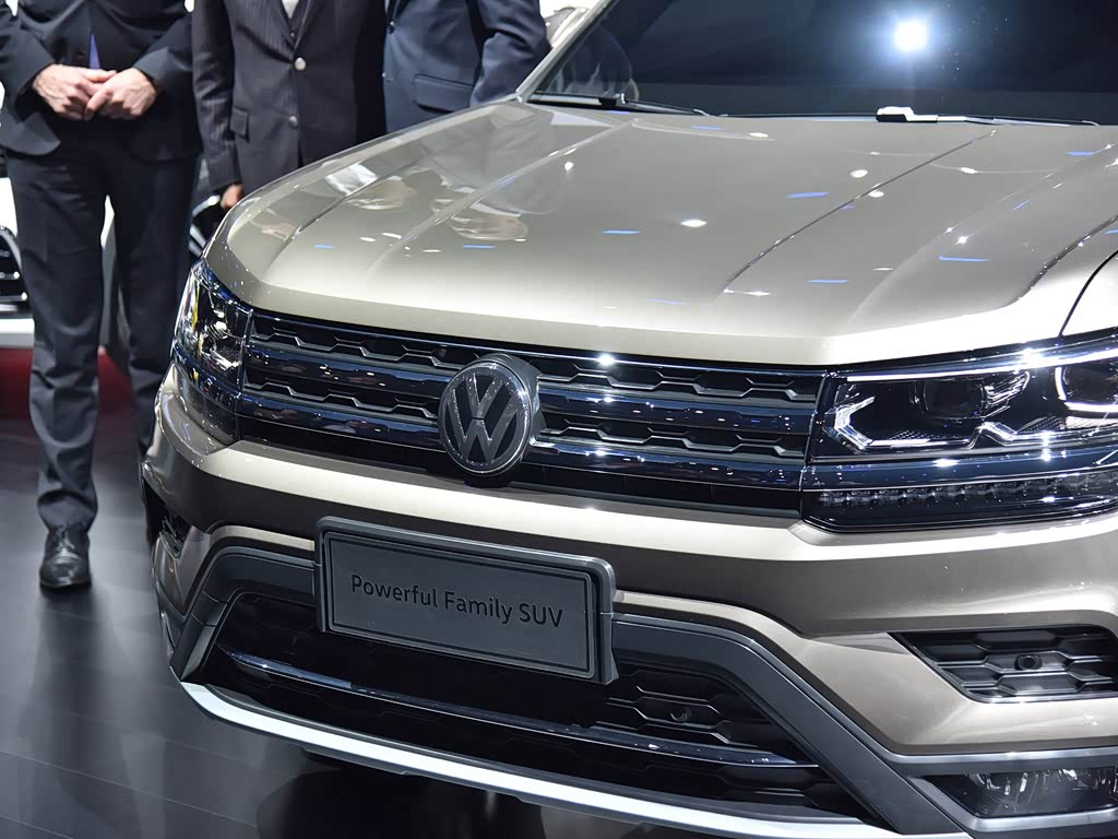 上汽大众 途岳 2019款 330tsi 旗舰版