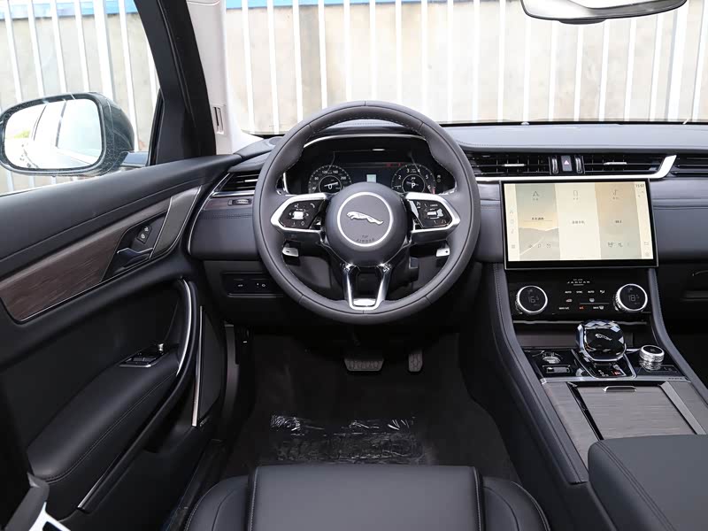 奇瑞捷豹路虎 捷豹xfl 2021款 xfl 2.0t p200 两驱精英豪华版