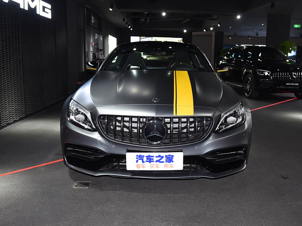 奔驰上海东华之星>梅赛德斯-amg>奔驰c级amg>2021款amgc63轿跑车暗夜