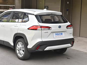 卡罗拉锐放 2023款 双擎 2.0l 精英版