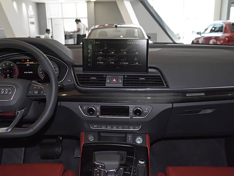 一汽-大众奥迪 奥迪q5l sportback 2021款 40 tfsi 进享人生版