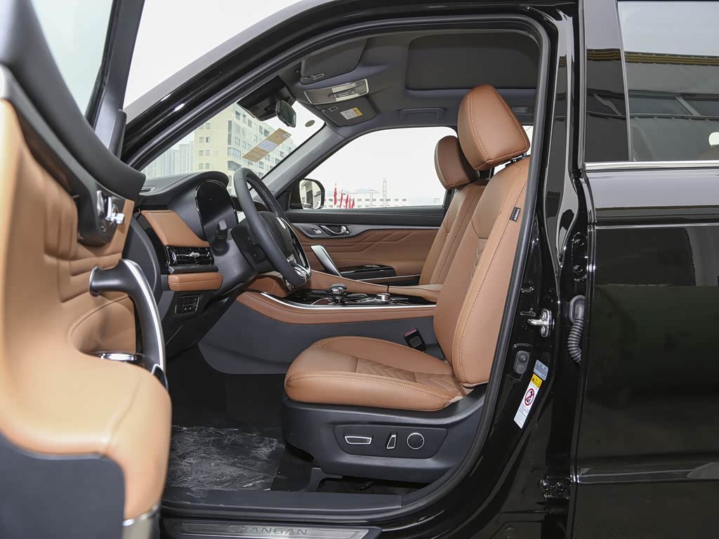 长安汽车 长安cs95 2023款 2.0t 两驱豪华型plus